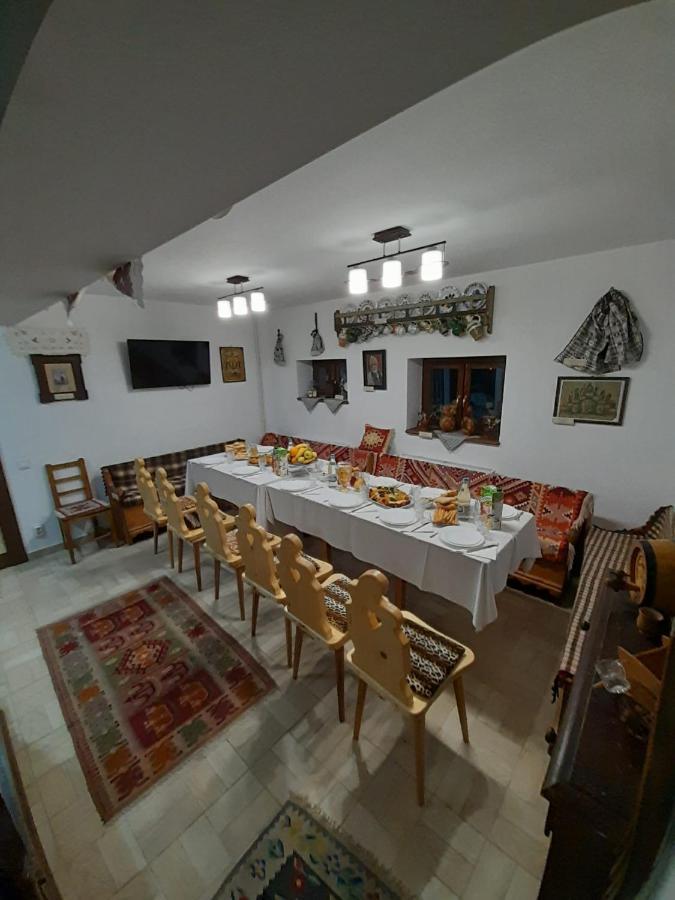 Pensiunea Iulia Rod Buitenkant foto