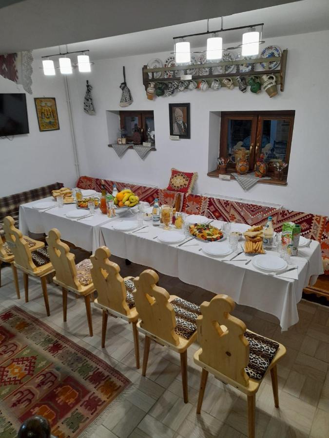 Pensiunea Iulia Rod Buitenkant foto